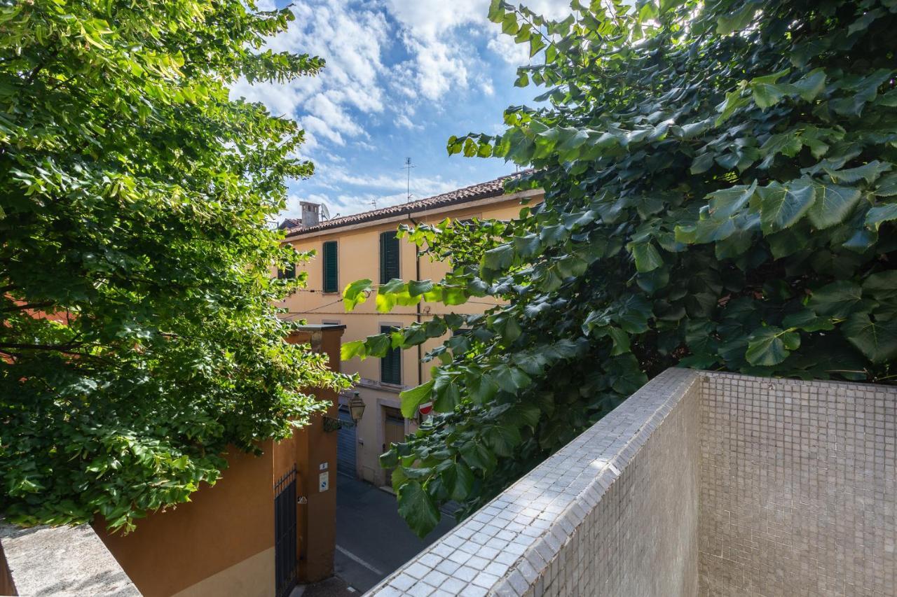 Apt W/Terrace 10 Min Walk From Piazza S.Stefano Bologna Exterior photo
