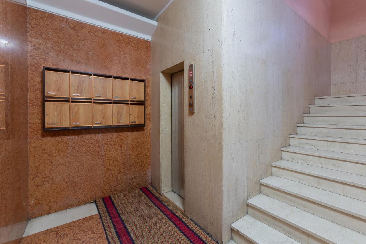 Apt W/Terrace 10 Min Walk From Piazza S.Stefano Bologna Exterior photo